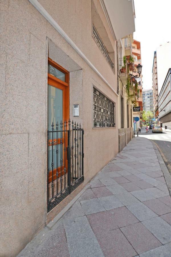 Atico Con Terraza En El Centro De Alicante Apartment Exterior foto